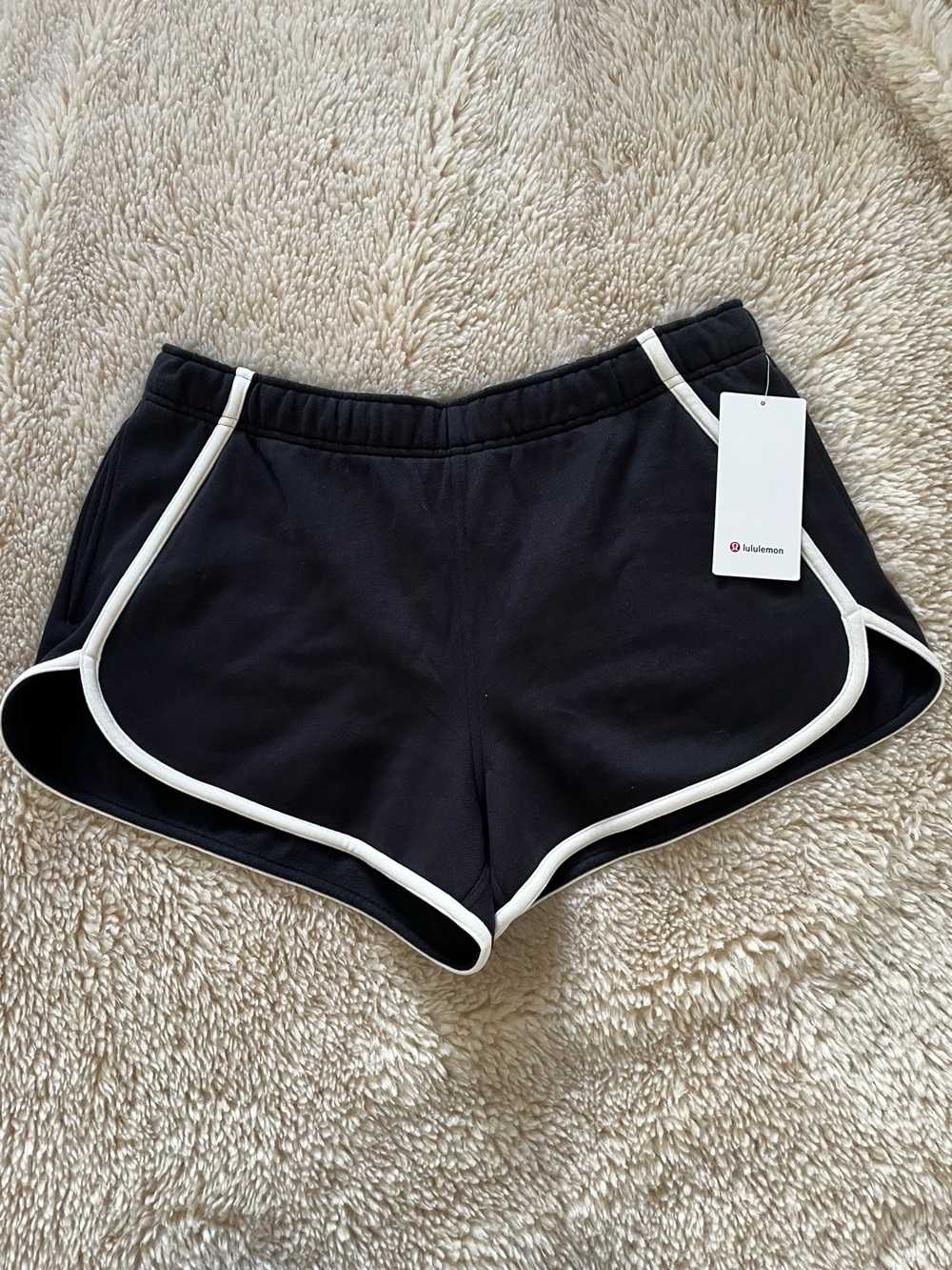 Lululemon MR Scuba Shorts
